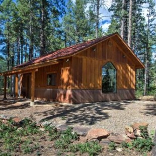 Фотография гостевого дома Semi-Private Mancos Cabin on 80 Acres with Mtn View!