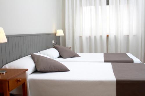 Фотография гостиницы Hotel Isabel de Segura