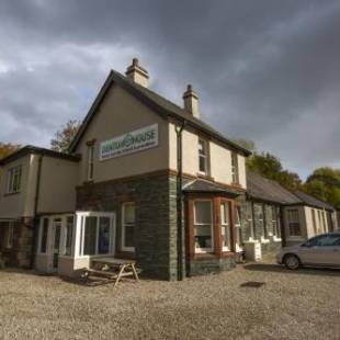 Фотографии хостела 
            Denton House