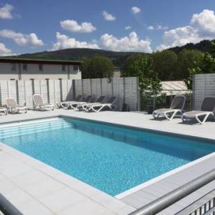 Фотографии гостиницы 
            Brit Hotel Marvejols