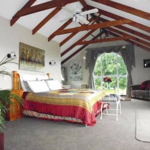 Фотографии мини отеля
MnM's BnB