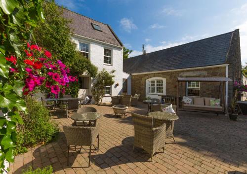 Фотография гостевого дома Clos De Vaul Creux