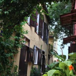 Фотографии мини отеля
Chez coumbis