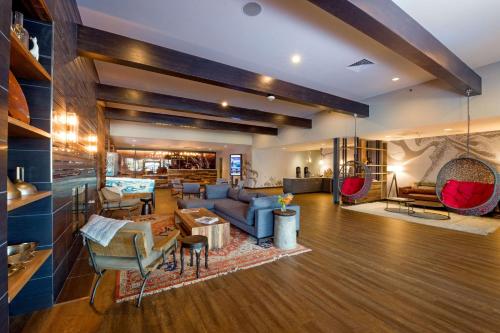 Фотография гостиницы The Ridgeline Hotel, Estes Park, Ascend Hotel Collection