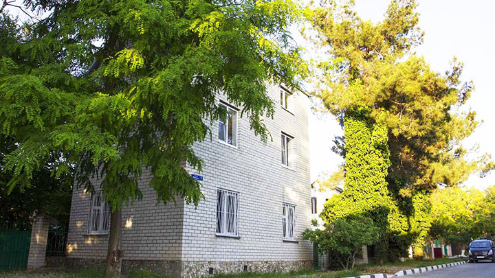 Фотография гостевого дома Ореховый дворик