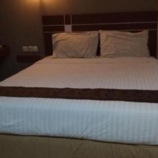 Фотография гостиницы OYO 3936 Hotel Trisula Makassar