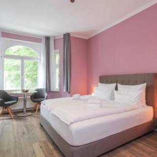 Фотографии мини отеля
Amaroo - Gästehaus Potsdam “Charlottenhof”