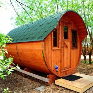 Фотографии гостиницы
Mini Hotel Übernachten Im Gurkenfass