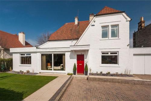 Фотографии гостевого дома 
            Hillhouse