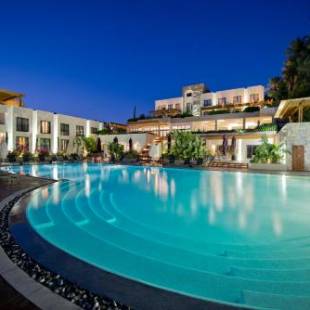 Фотография гостиницы Ramada Resort Bodrum