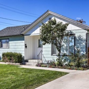 Фотография гостевого дома Renovated Carson City Duplex with Backyard and Patio