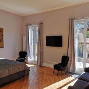 Фотографии гостевого дома
President Gardens