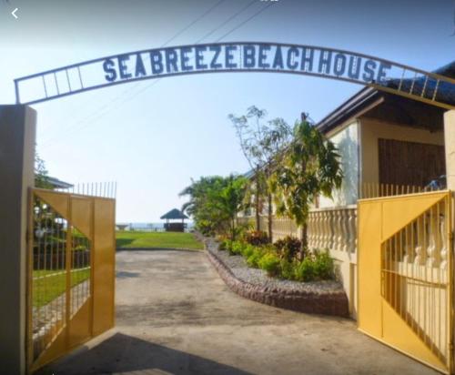 Фотография гостевого дома Sea Breeze Beachfront Home and Cottages