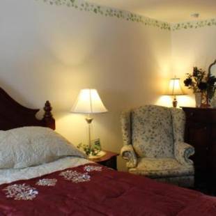 Фотографии мини отеля
The White Birch Inn