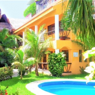 Фотография гостиницы Hotel Bosque Caribe, 5th Av. zone