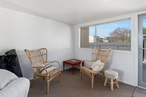 Фотография гостевого дома 30 Cologne - Martinborough Holiday Home