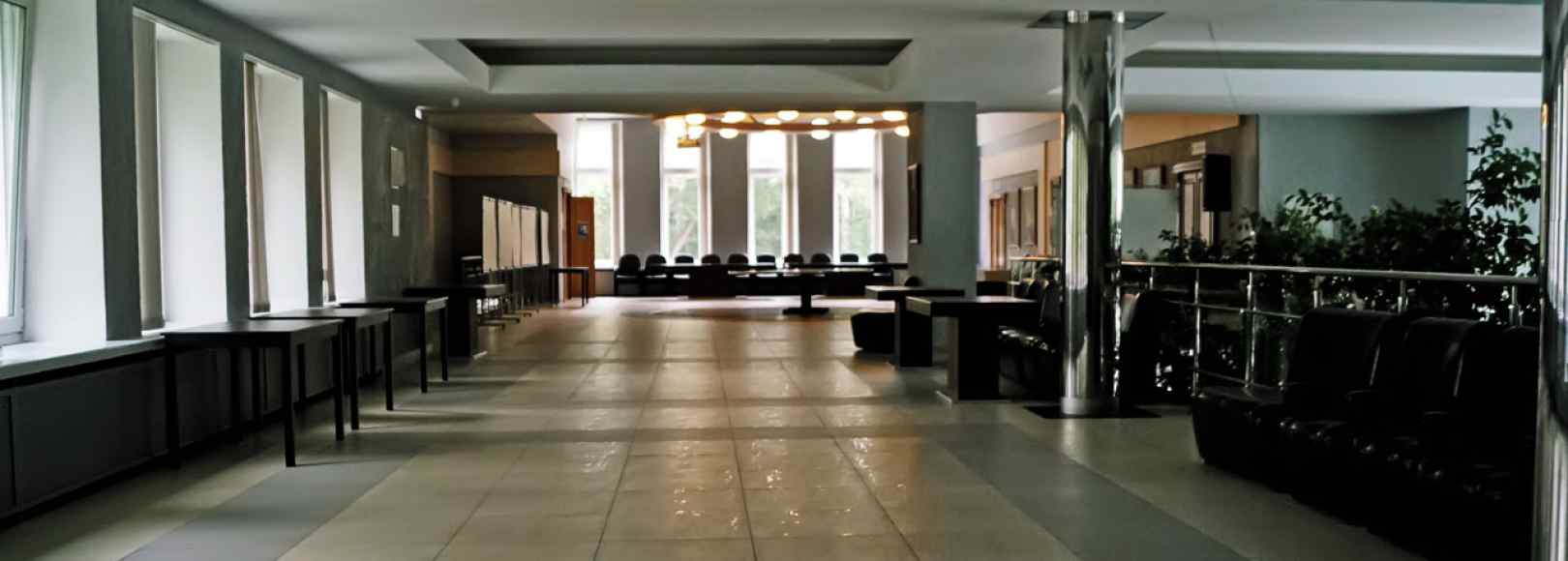 Фотография фойе Фойе Малого зала Новосибирского Дома учёных (Академгородок)