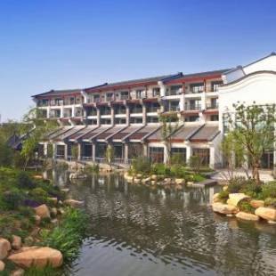 Фотографии гостиницы 
            Sheraton Grand Hangzhou Wetland Park Resort