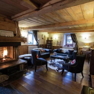 Фотография гостевого дома Luxury chalet full of atmosphere near the center of Morzine with sauna & hottub