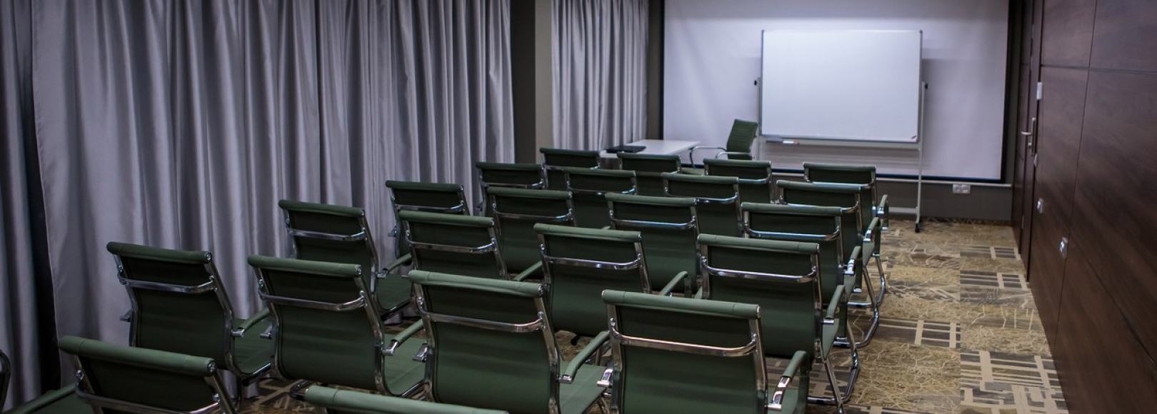 Фотография конференц-зала Девон