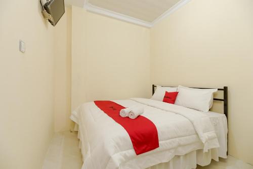 Фотография гостевого дома RedDoorz near Tahura Berastagi