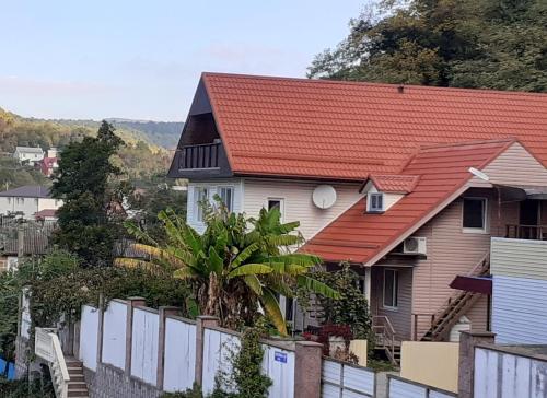 Фотографии гостевого дома
Яблонька