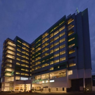 Фотография гостиницы Whiz Prime Hotel Megamas Manado