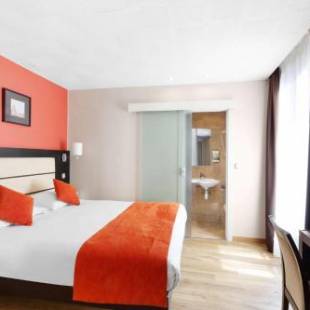 Фотографии гостиницы 
            Sure Hotel by Best Western Paris Gare du Nord