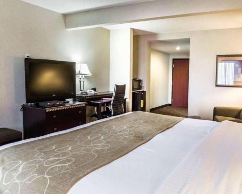 Фотографии гостиницы
Fairfield by Marriott Inn & Suites Greensboro Coliseum Area