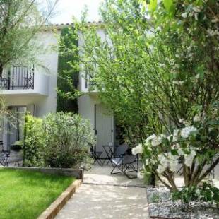 Фотографии гостиницы
Hôtel l'Amandière