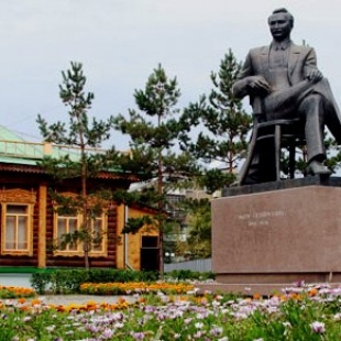 Фотография памятника Памятник С. Сейфуллину