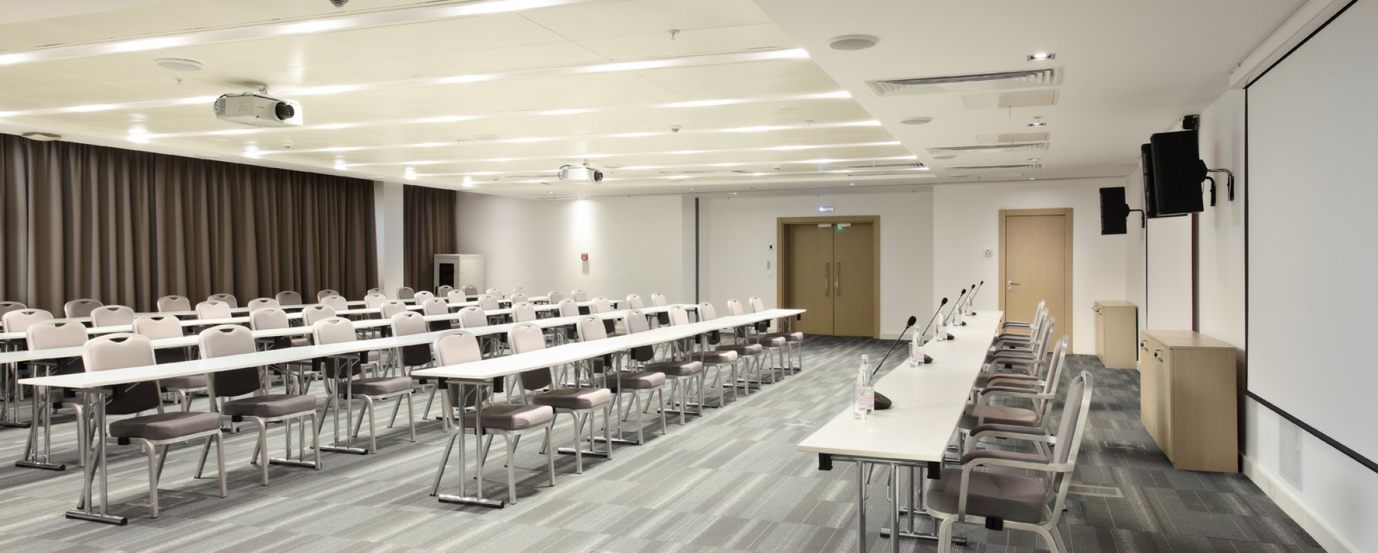 Фотографии конференц-зала МинводыЭКСПО Пресс-центр Пятигорск