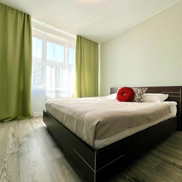 Фотографии квартиры 
            Квартира Евро 3-ком на Смирнова 3 (кв. 185)