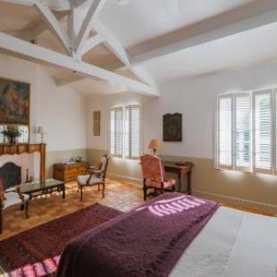 Фотографии мини отеля
1 logis à Domme - Piscine & SPA