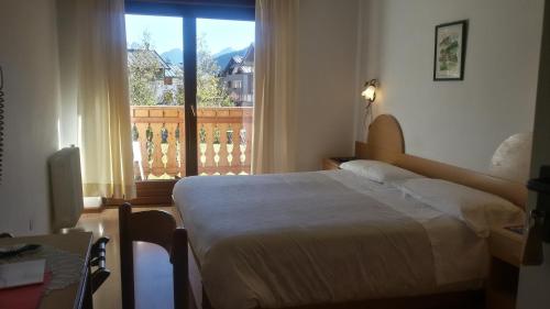 Фотография гостиницы Hotel Edelweiss