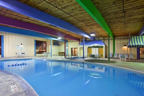 Фотография гостиницы Holiday Inn Rockford, an IHG Hotel