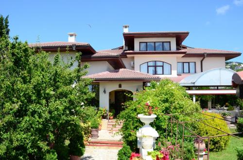 Фотография гостиницы Dallas Residence Suites