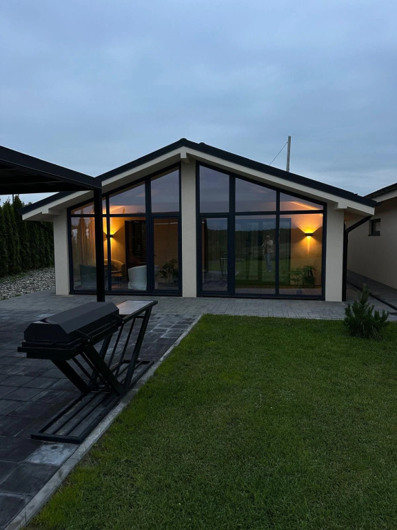 Фотография Коттеджа Частный дом Уютный домик с видом на лес