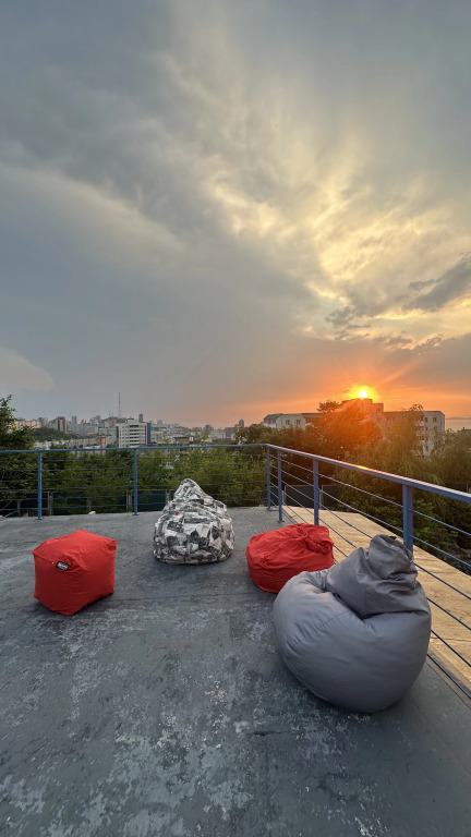 Фотография Коттеджа Частный дом с прудом террасами джакузи