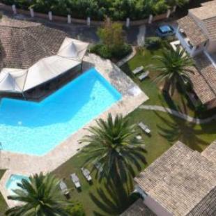 Фотографии апарт отеля
Folies Corfu Town Hotel Apartments