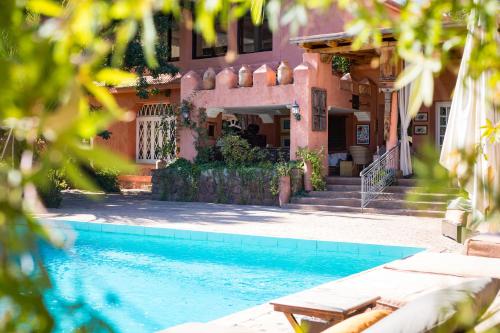 Фотография гостиницы Domaine de la Roseraie Resort & Spa