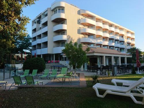 Фотография гостиницы Hôtel Valdys Thalasso & Spa - les Pins