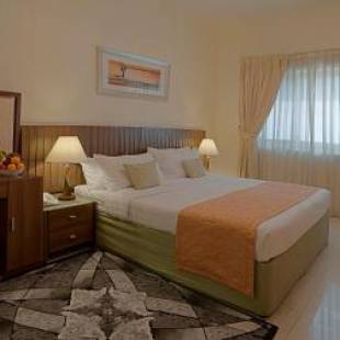 Фотографии апарт отеля
Radiance Premium Suites