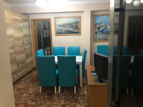 Фотографии хостела 
            ROOMS