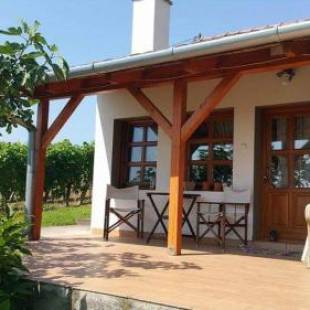 Фотографии гостевого дома
Remete-lak