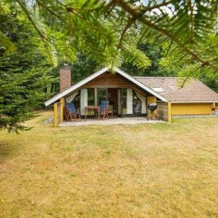 Фотографии гостевого дома 
            Three-Bedroom Holiday home in Toftlund 8