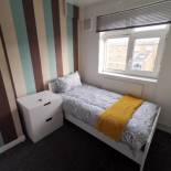 Фотография гостевого дома London budget Maisonette