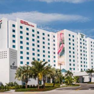 Фотографии гостиницы 
            Hilton Garden Inn Miami Dolphin Mall