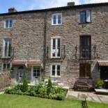 Фотография гостевого дома St Etheldreda's Cottage, Wells, Somerset