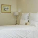 Фотография гостевого дома Gordon's Beach Lodge